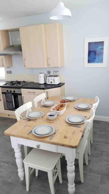 Swanage Bay Coastal Apartment Екстер'єр фото