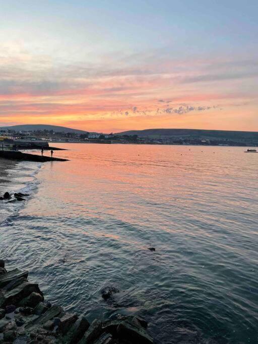 Swanage Bay Coastal Apartment Екстер'єр фото