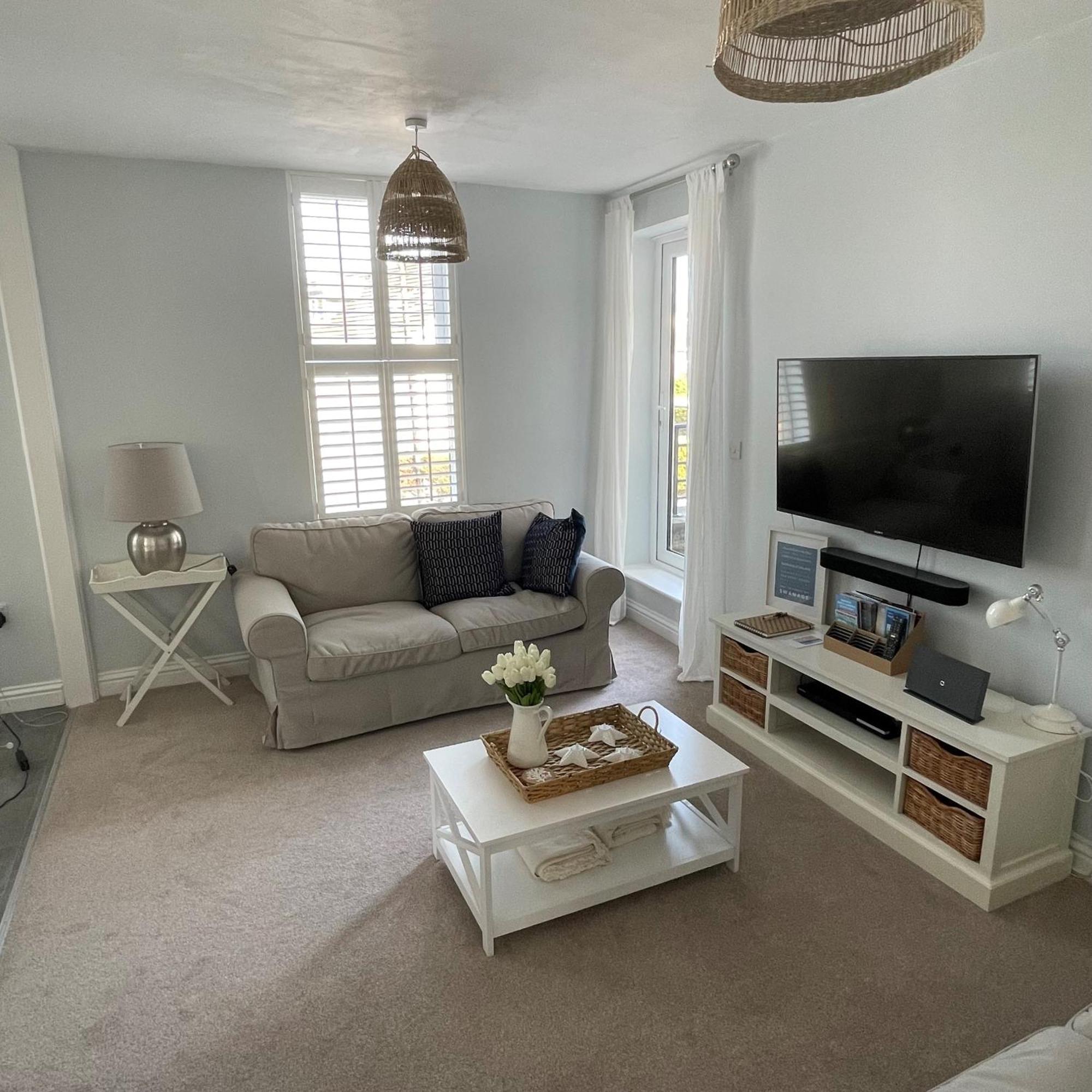 Swanage Bay Coastal Apartment Екстер'єр фото